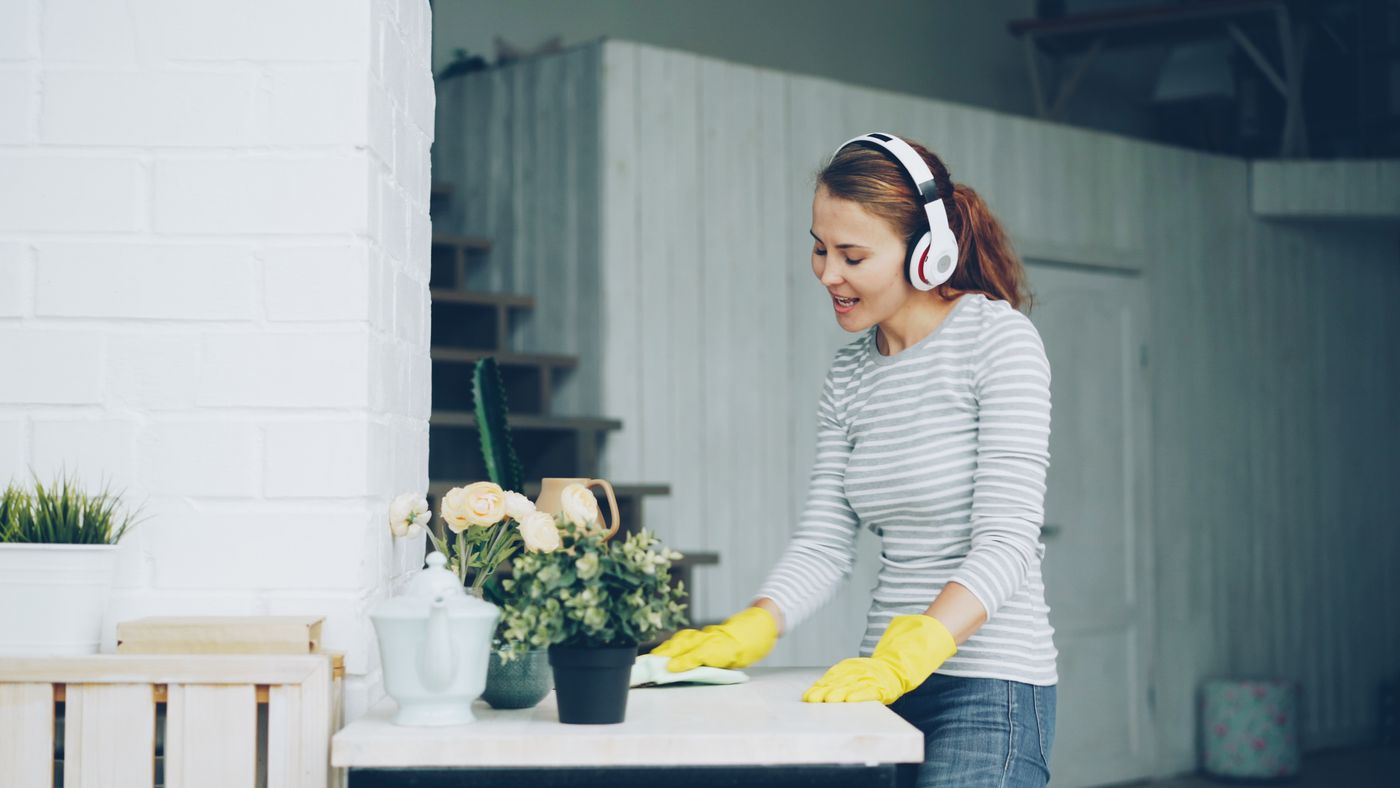 ClenoVaire cleaner wiping kitchen surfaces in a Kansas City home